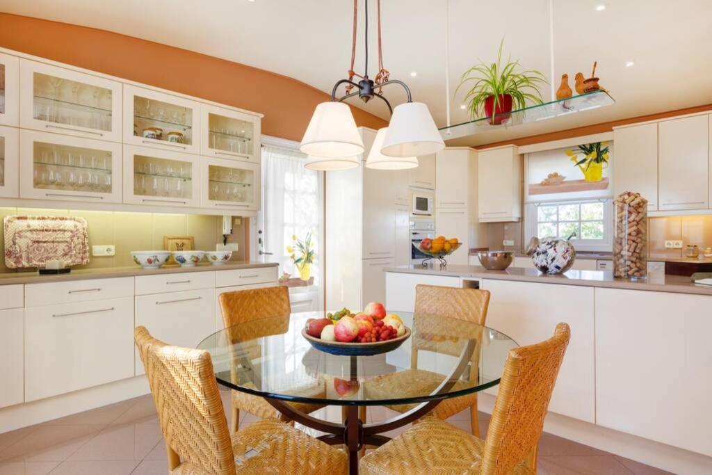 Villa Binife อาไลยอร์ ภายนอก รูปภาพ