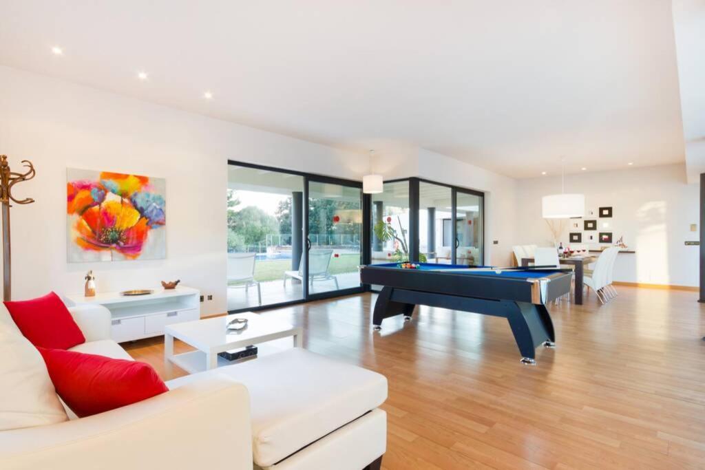 Villa Binife อาไลยอร์ ภายนอก รูปภาพ